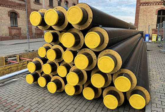 Pre-insulated pipes